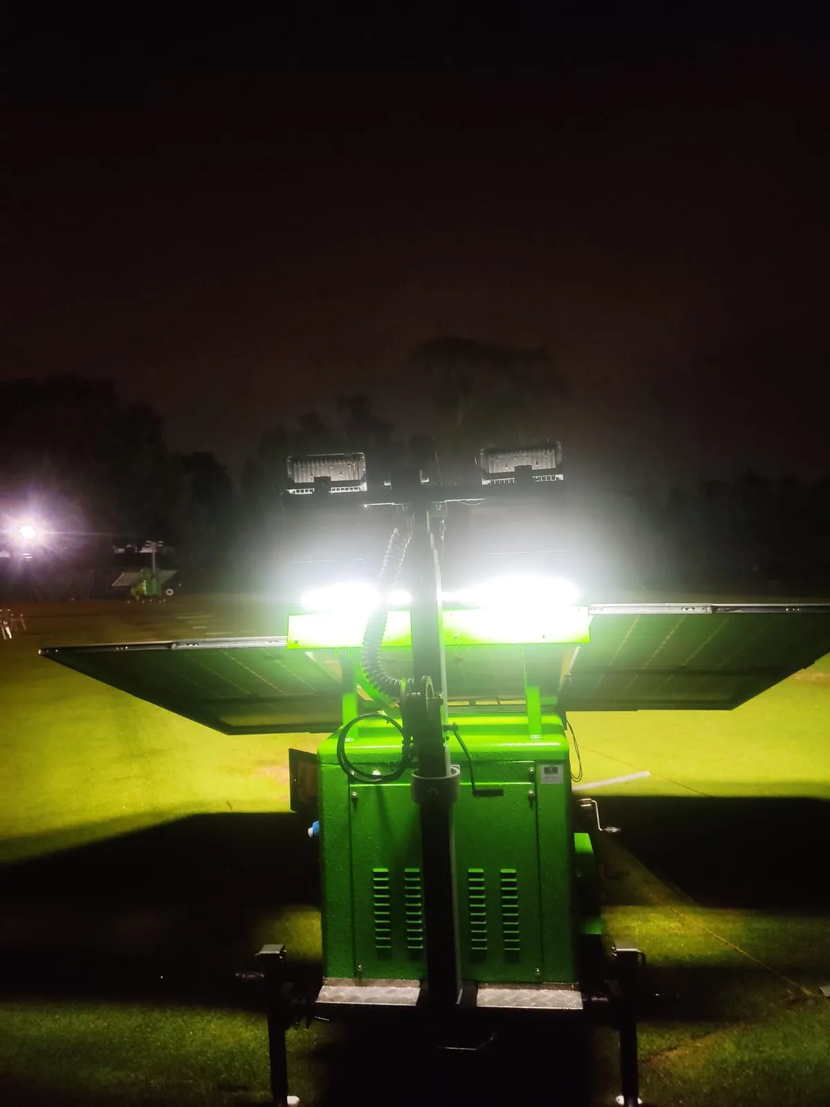 Torre de iluminación robusta