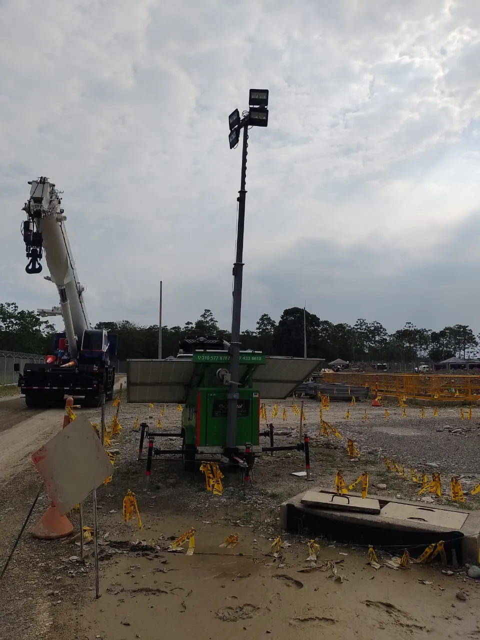 Torre de iluminación robusta